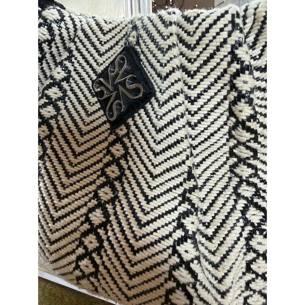 Simply Vera Vera Wang Black White Chevron Woven Shoulder Bag Chain Strap EUC